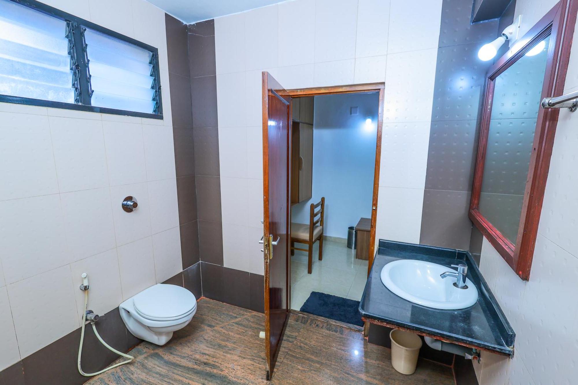 Hotel Janardana Udupi Ngoại thất bức ảnh