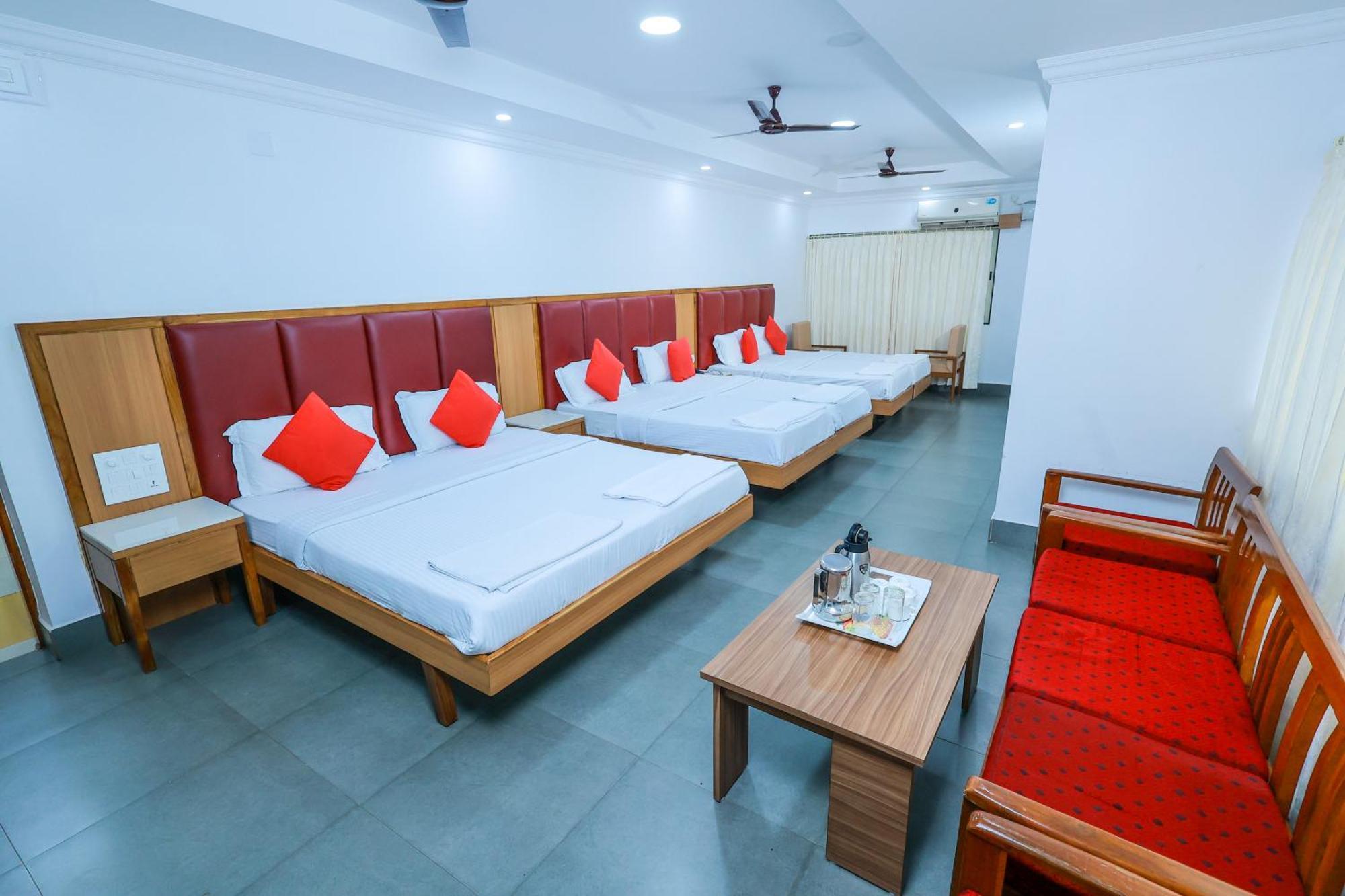Hotel Janardana Udupi Ngoại thất bức ảnh