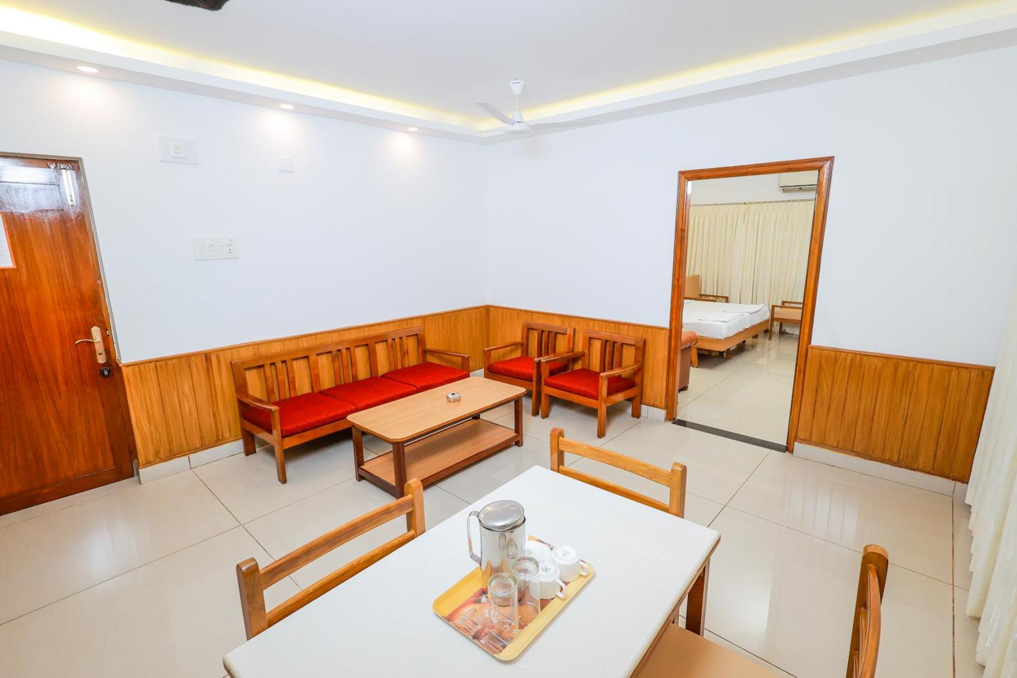 Hotel Janardana Udupi Ngoại thất bức ảnh