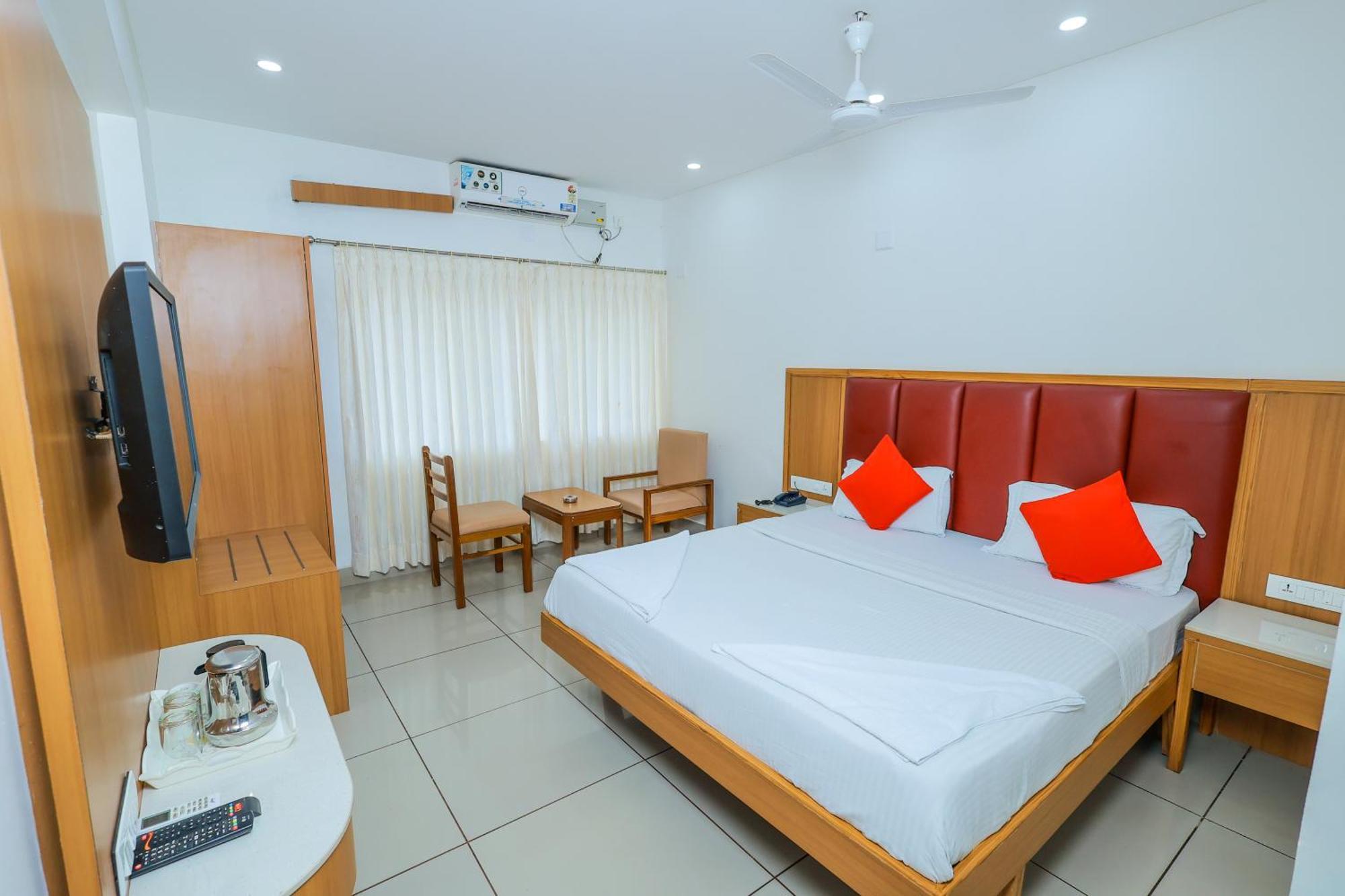 Hotel Janardana Udupi Ngoại thất bức ảnh